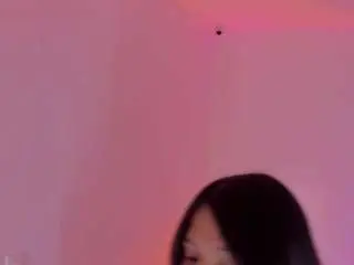 Luisah-at-home  live sex cam