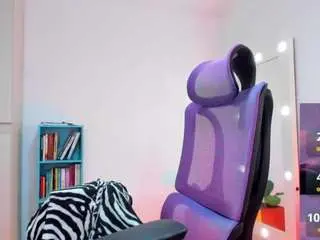 Meggan-jobss  live sex cam