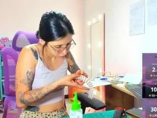 Meggan-jobss  live sex cam