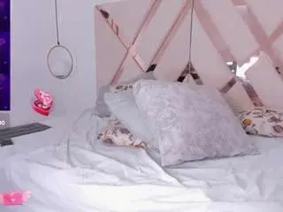 Brithanyvelvet  live sex cam