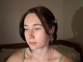 Maiahargrove  live sex cam