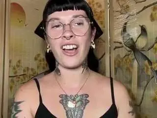 Marcelinegoddess  live sex cam