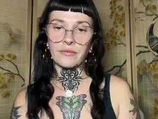 Marcelinegoddess  live sex cam