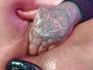 Chubbypussycat  live sex cam