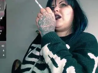 Chubbypussycat  live sex cam