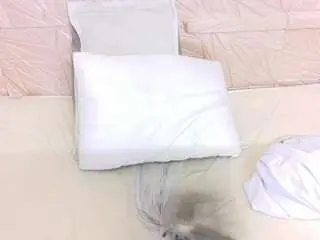 Kinky-redhead18  live sex cam