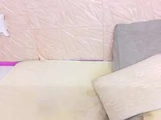Kinky-redhead18  live sex cam