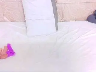 Kinky-redhead18  live sex cam
