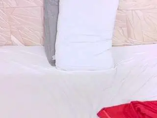 Kinky-redhead18  live sex cam