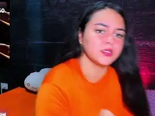 Lunaahatzel  live sex cam