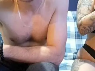 Milfndilf117  live sex cam