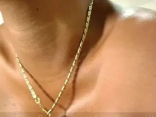 Saamytits  live sex cam