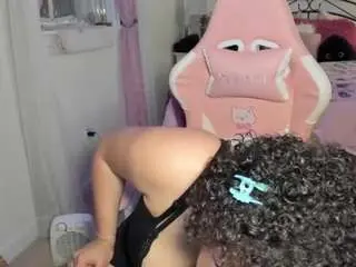 Felttheflowers  live sex cam