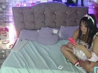 Sexxxxhorny69  live sex cam