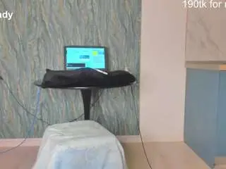 Squirt-blondy  live sex cam