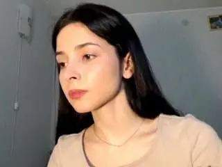 Lynellearmwood  live sex cam