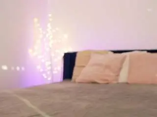 Nymphe-exe  live sex cam