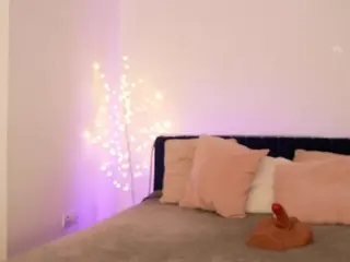 Nymphe-exe  live sex cam