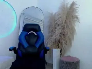 Aaliyah-cute  live sex cam