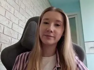 Haleysanmartin  live sex cam