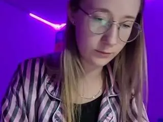 Haleysanmartin  live sex cam