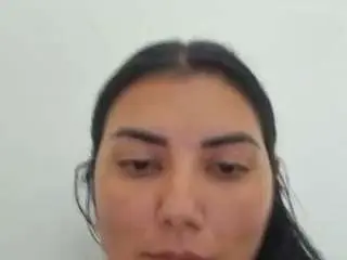 Kerry-90  live sex cam