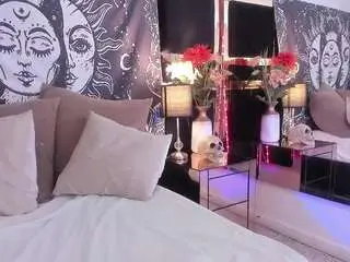Mirandaaduboiss  live sex cam