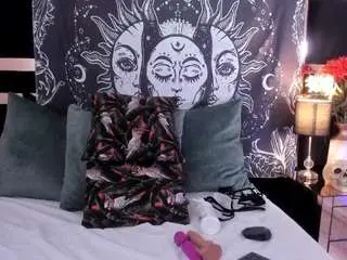 Mirandaaduboiss  live sex cam