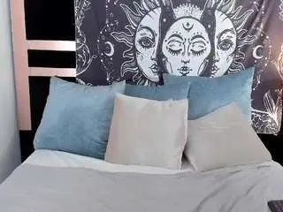 Mirandaaduboiss  live sex cam