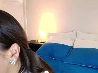 Tinyrosse  live sex cam