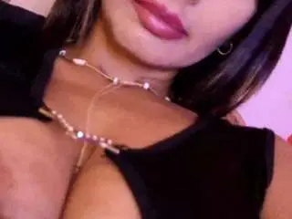 Gigidamesscosquiter  live sex cam