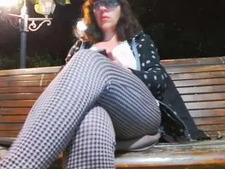 Mellysquirtybiglabia  live sex cam