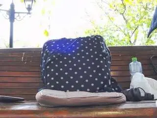 Mellysquirtybiglabia  live sex cam