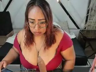Sharaoz01  live sex cam
