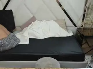 Sharaoz01  live sex cam