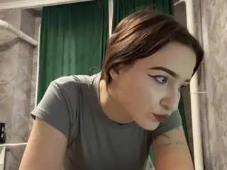 Eastergoff  live sex cam