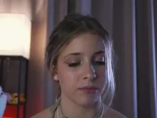 Olimpiamiano  live sex cam