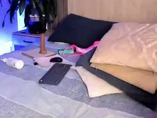 Rebecacorttez  live sex cam