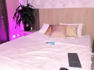 Rebecacorttez  live sex cam