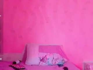 Innocenthazel  live sex cam