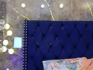 Innocenthazel  live sex cam
