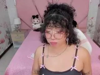 Safiro-agata  live sex cam