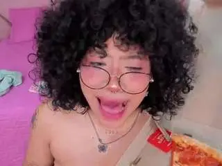 Safiro-agata  live sex cam