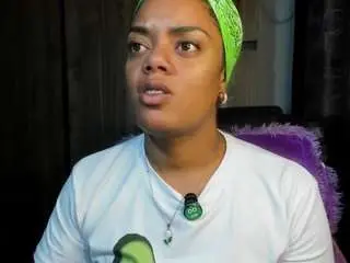 Taylorlady  live sex cam