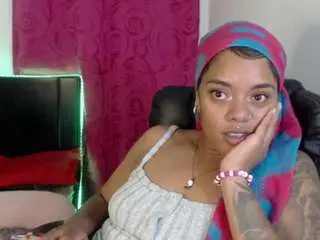 Taylorlady  live sex cam