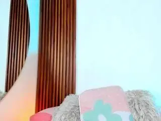 Alejamoore  live sex cam
