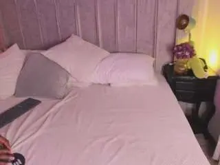 Auraa-sun  live sex cam