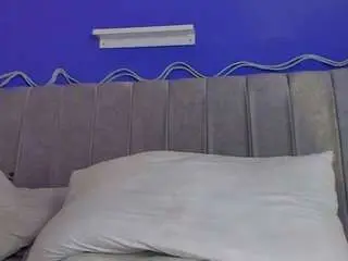 Auraa-sun  live sex cam