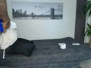 Cerenyavuz  live sex cam