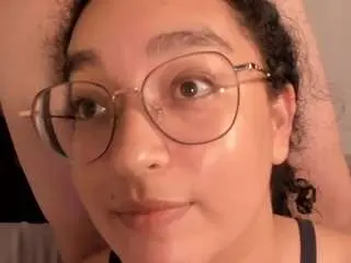 Harleyreed  live sex cam